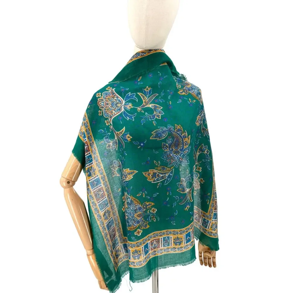 Vintage 80s Green Wool Paisley Floral Fringe Scarf